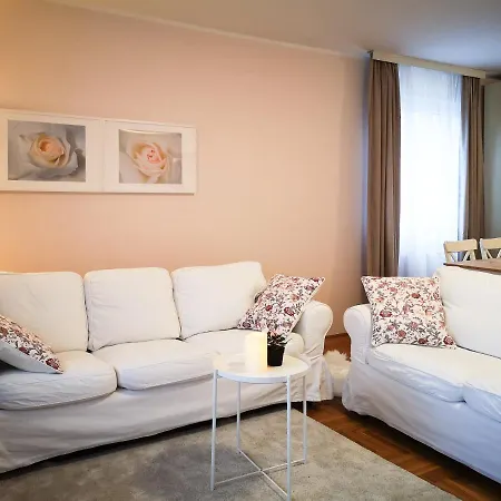 Filinhome Supljikca ノヴィ・サド